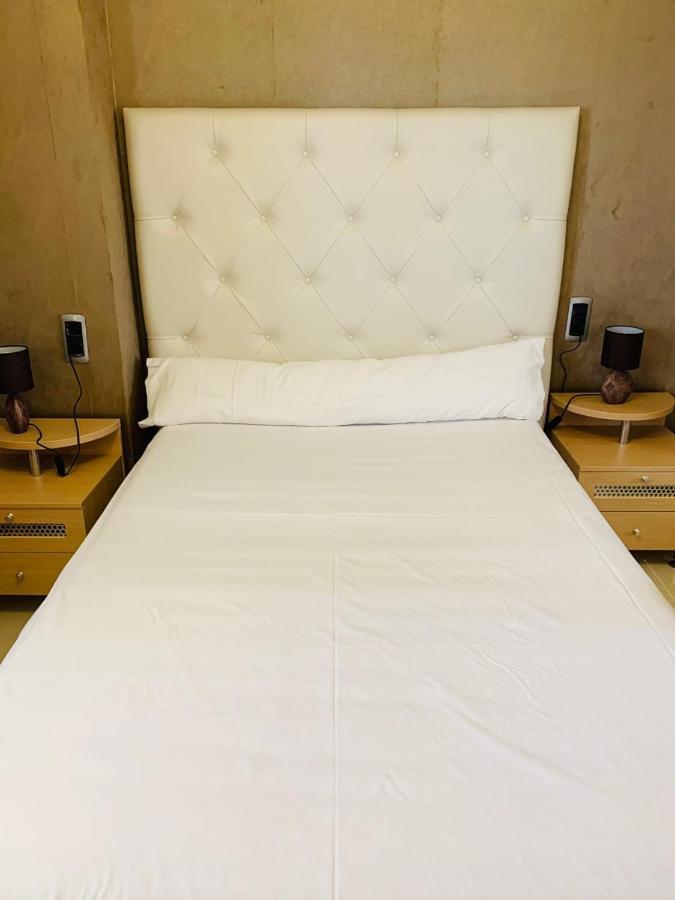 Apartamentos Boutique El Cano 奥罗佩萨德尔马 外观 照片