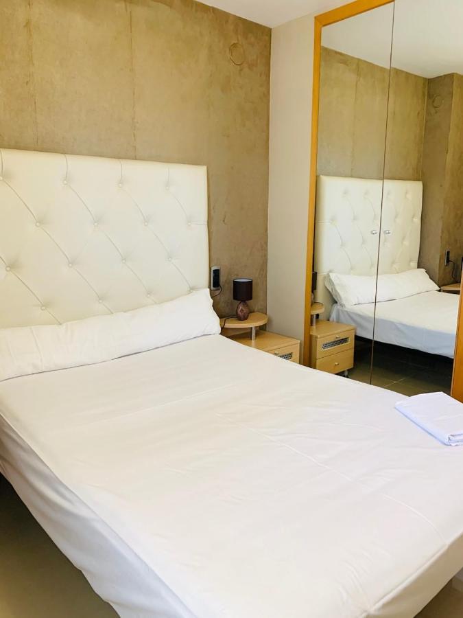 Apartamentos Boutique El Cano 奥罗佩萨德尔马 外观 照片